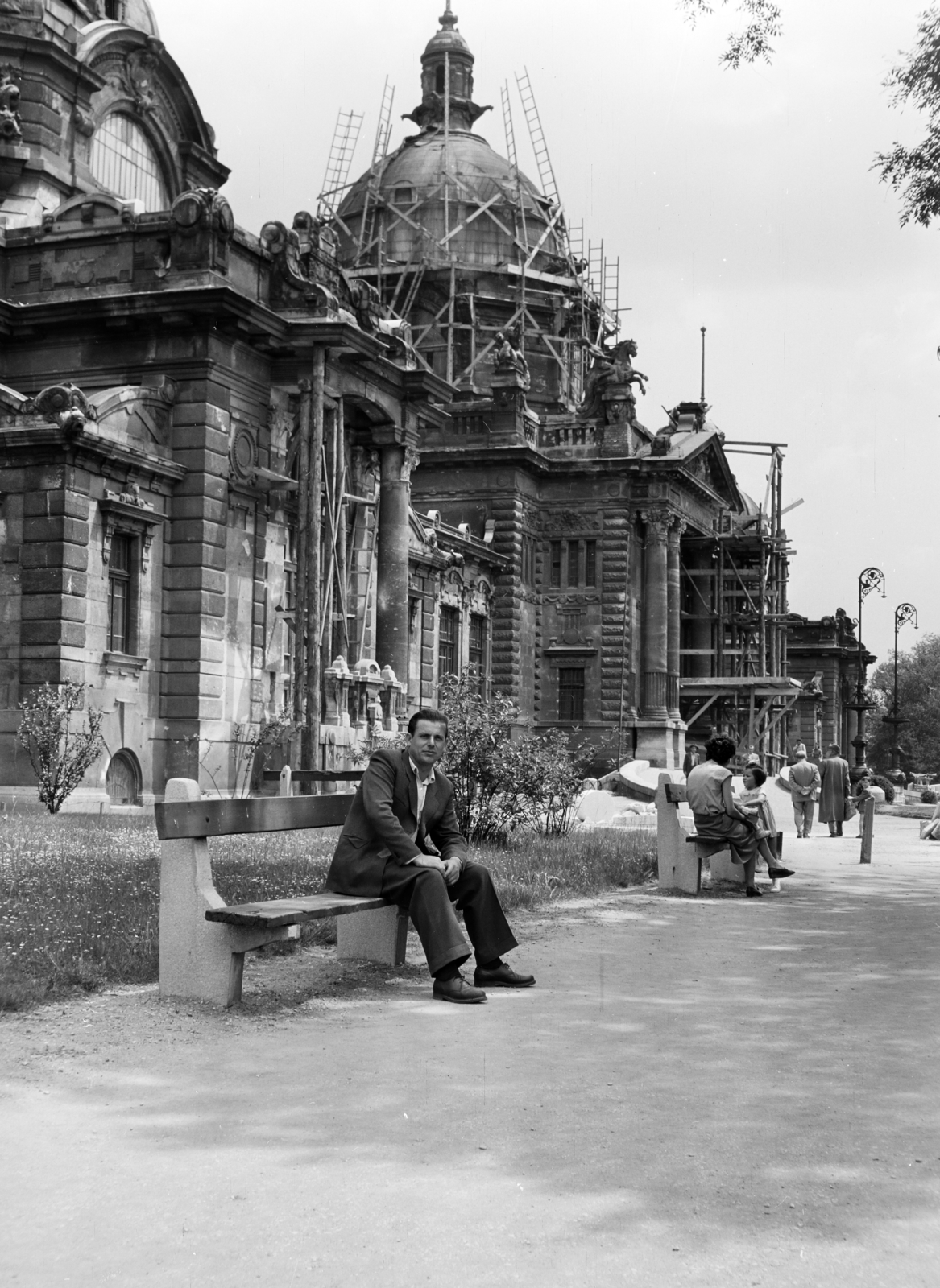 1954, Vajda Márton, scaffolding, public building, Fortepan #273621