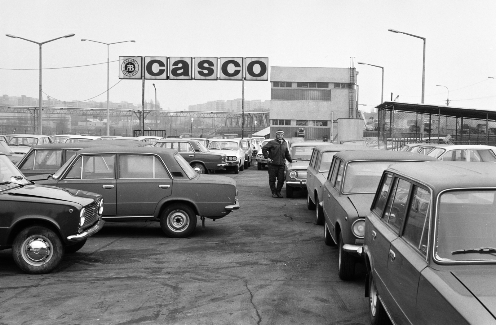 Hungary, Budapest XXI., Védgát utca, a Merkur Személygépkocsi Értékesítő Vállalat telepe., 1978, Szilvási hagyaték, Budapest, Fortepan #273741