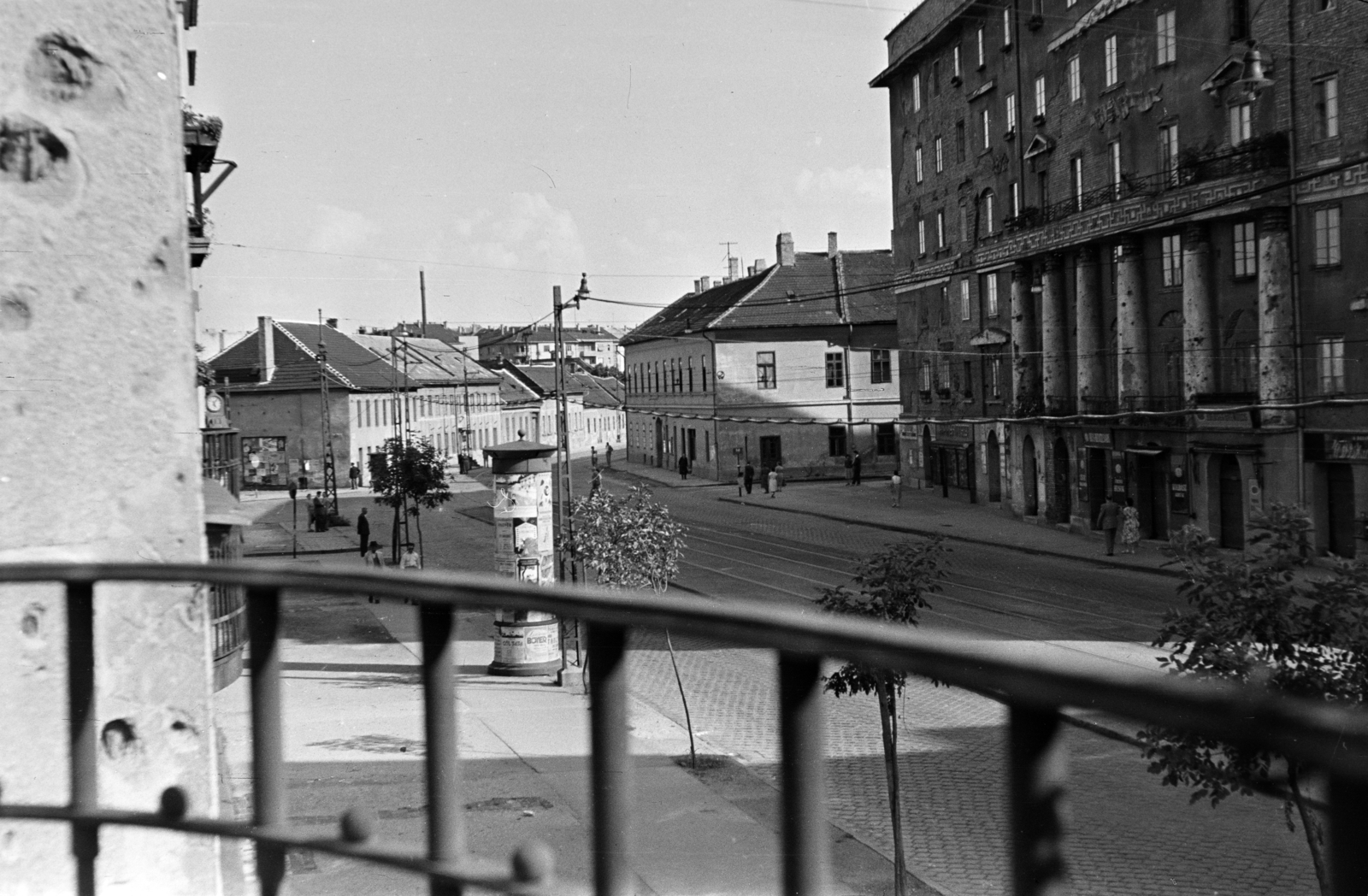 Hungary, Óbuda, Budapest III., kilátás a Bécsi út 95-ös számú házból a Nagyszombat utcai kereszteződés felé., 1963, Szilvási hagyaték, Budapest, Fortepan #273825