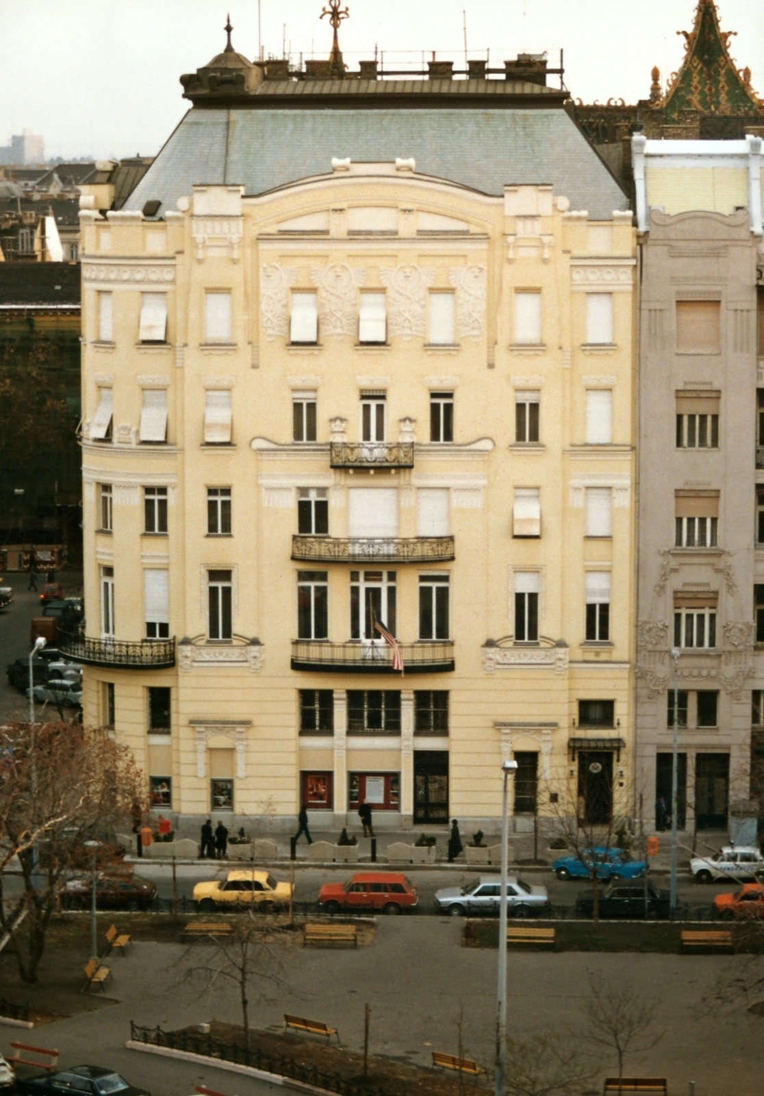 Hungary, Budapest V., Szabadság tér 12., az Amerikai Egyesült Államok nagykövetsége., 1988, National Archives, Budapest, Fortepan #274603