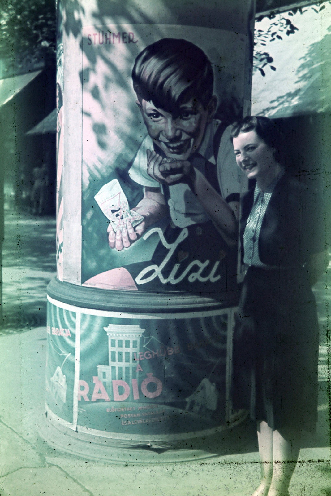 Hungary, Budapest, 1941, Szekeres Szabolcs, colorful, ad, ad pillar, Frigyes Stühmer chocolate factory, Fortepan #274635