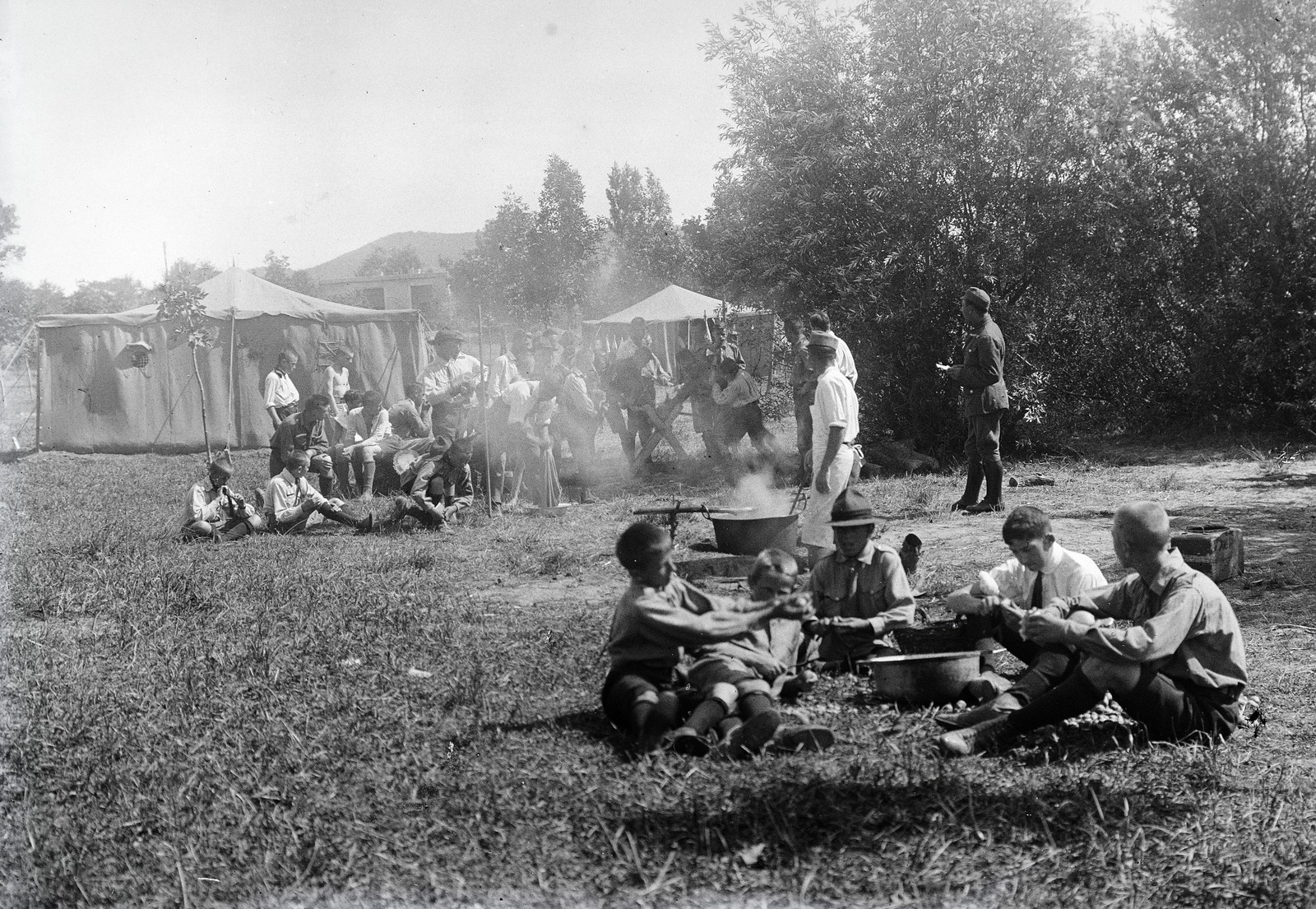 1925, Sibinger János, sitting on the ground, peeling potato, tent, scouting, Fortepan #274703