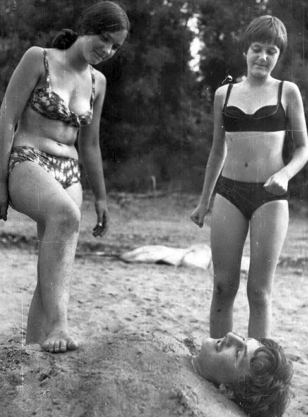 1967, Mészöly Leonóra, bathing suit, jesting, Fortepan #27477
