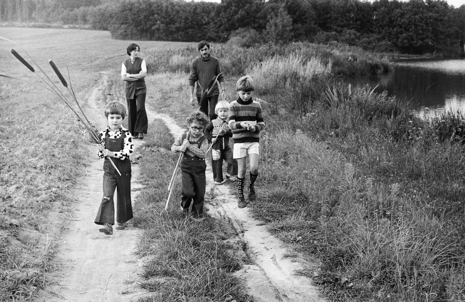 1975, Hajdú György, family, reed, walk, Fortepan #275099