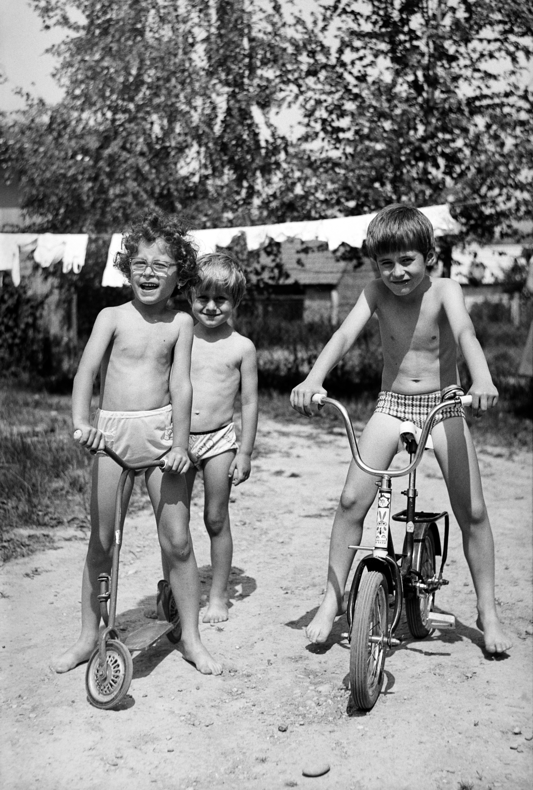 1974, Hajdú György, nyár, roller, gyerekek, hárman, kerékpár, Fortepan #275167