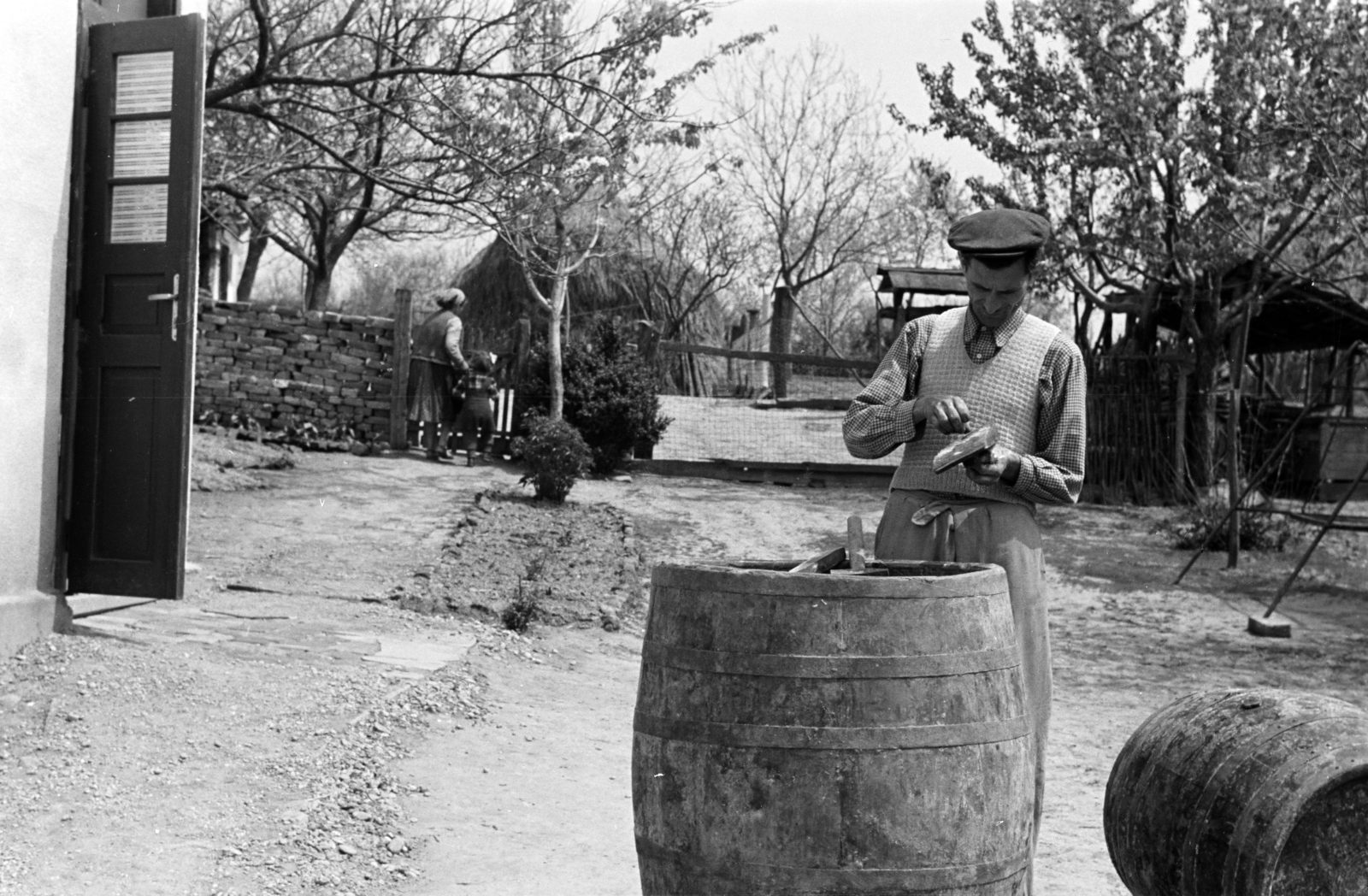 1958, Hajdú György, barrel, tool, Fortepan #275208