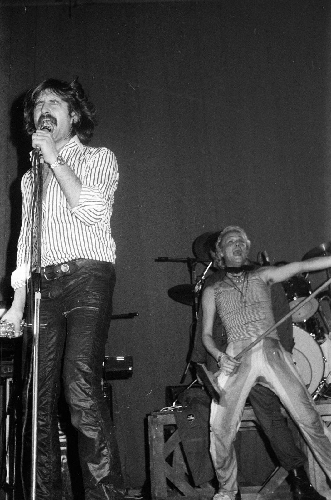 1982, Hidas Gyula, singer, microphone, band, Fortepan #275362