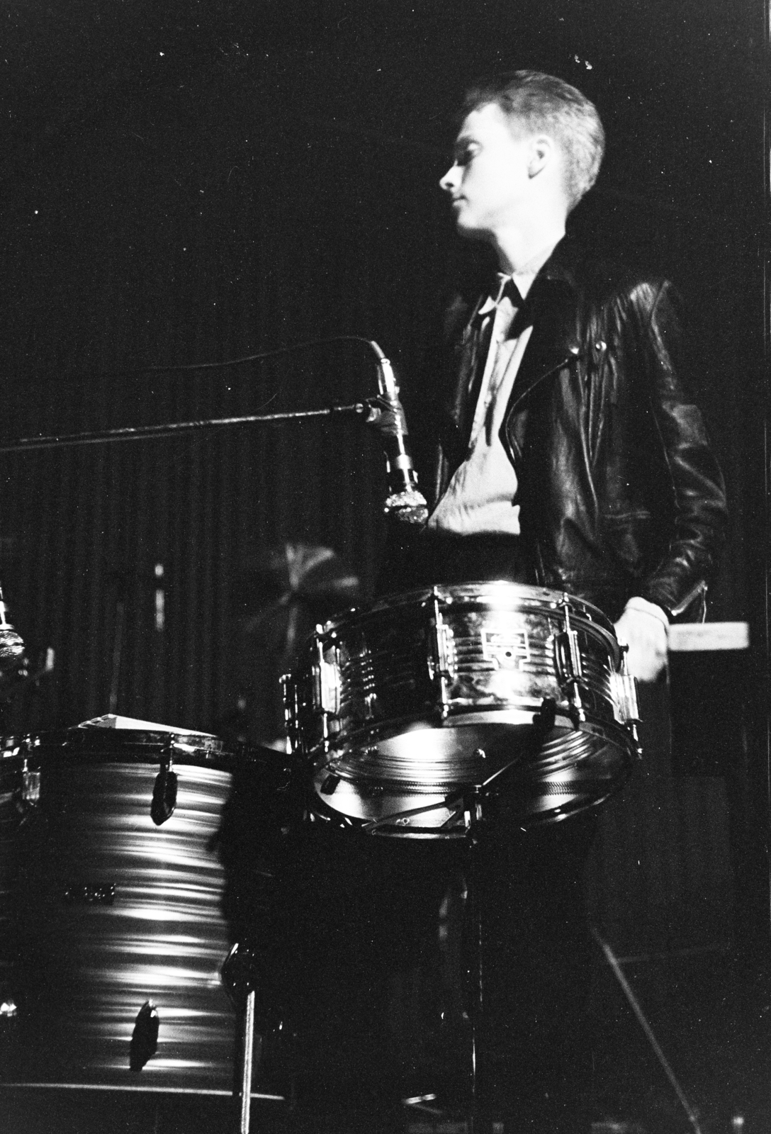 Hungary, Klaus-Peter Trimpop / Trini Trimpop a Tote Hosen NSZK-beli punkegyüttes dobosa., 1984, Hidas Gyula, Fortepan #275799