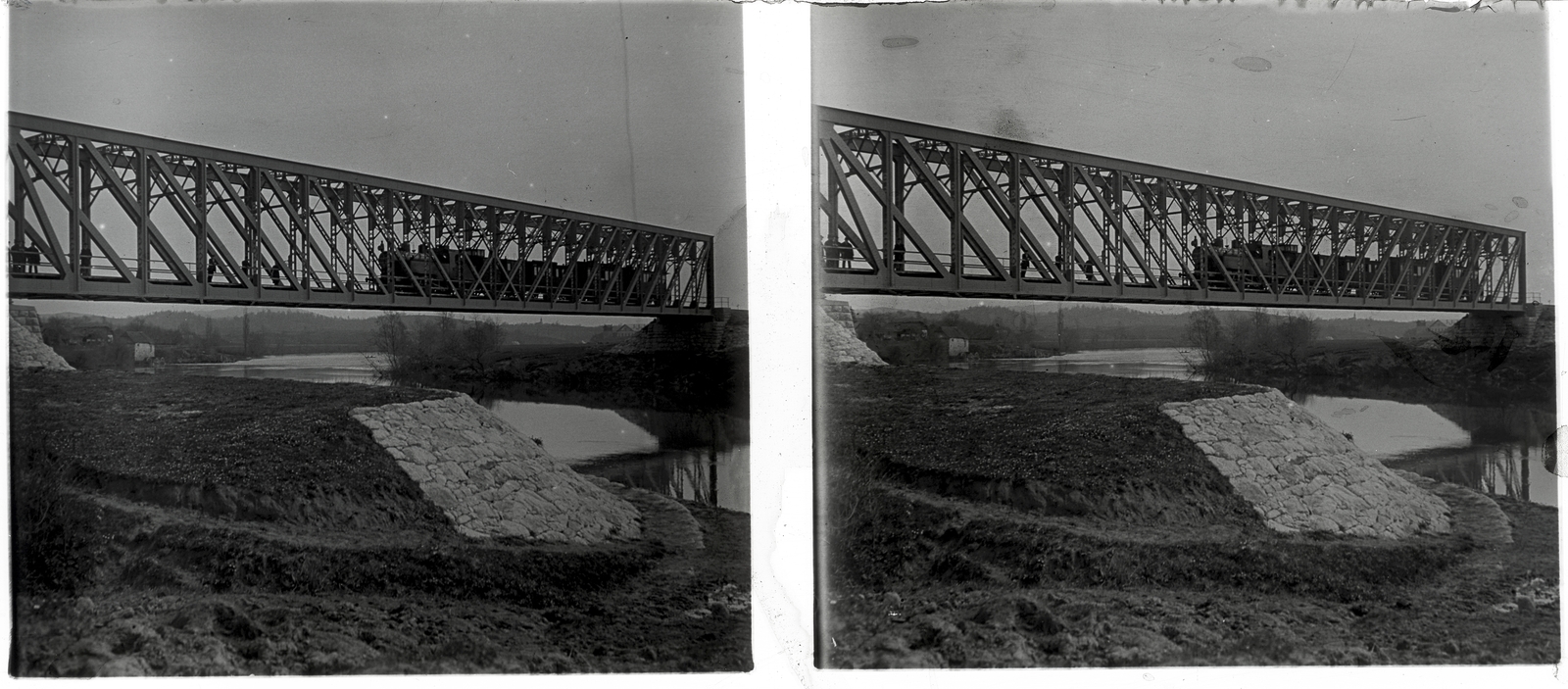 Slovenia,Croatia, vasúti híd a Kulpa (Kupa) folyón, a horvát Bubnjarci és a szlovén Rosalnice között., 1913, Schoch Frigyes, steam locomotive, Hungarian Railways, railway, bridge, railway bridge, stereophoto, Fortepan #27595