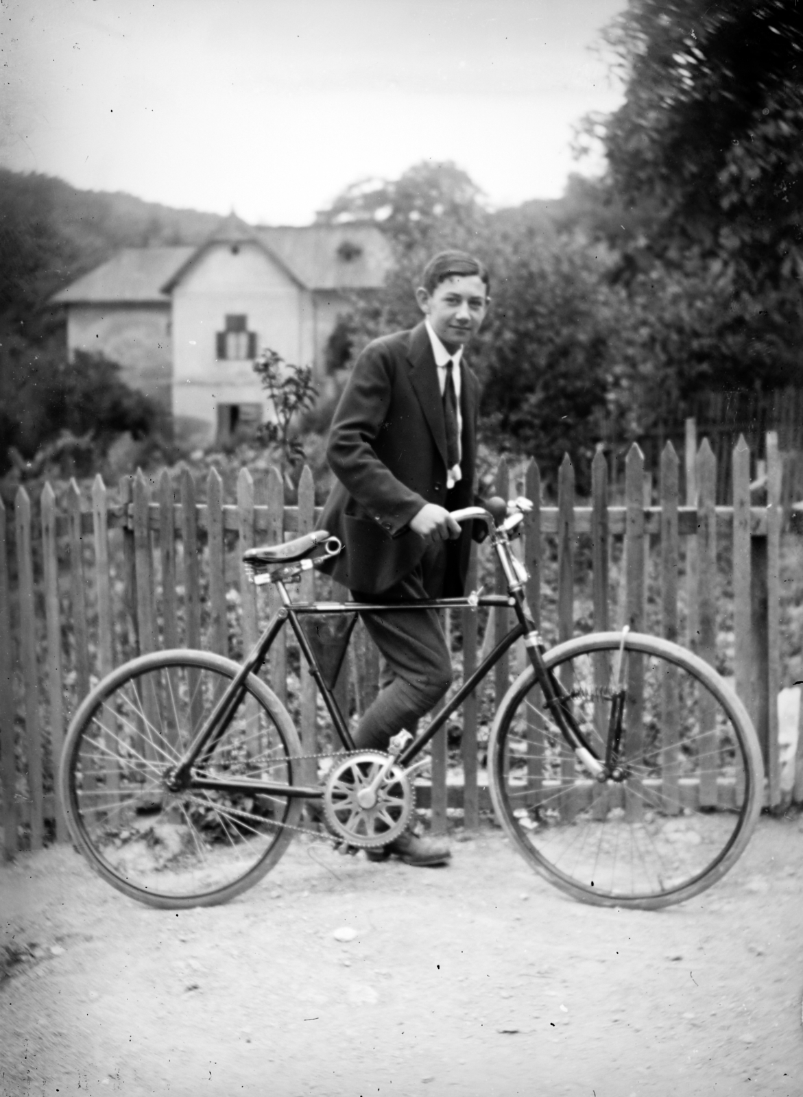 1914, Bachler család, bicycle, fence, Fortepan #276022