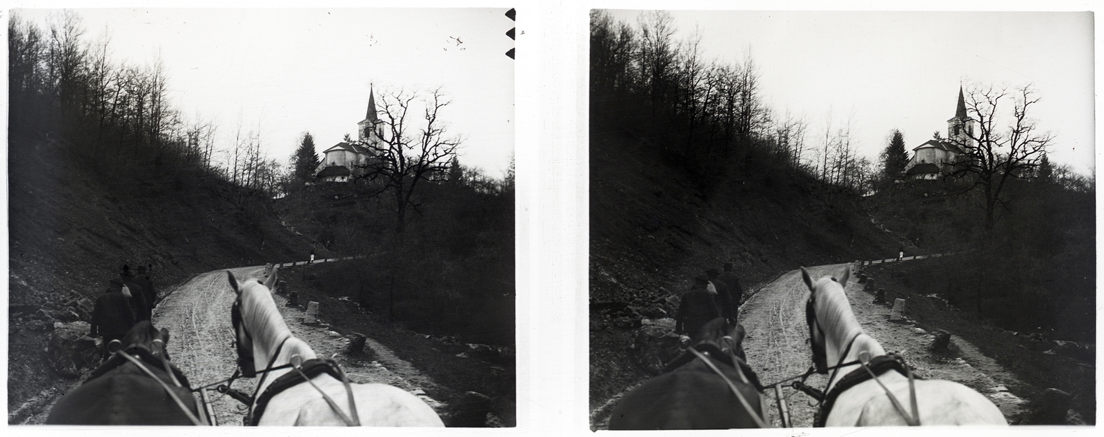 Croatia, Ozalj, a várba vezető út. Szemben a Szent Antal-kápolna (mára romossá vált)., 1913, Schoch Frigyes, horse, stereophoto, Fortepan #27611