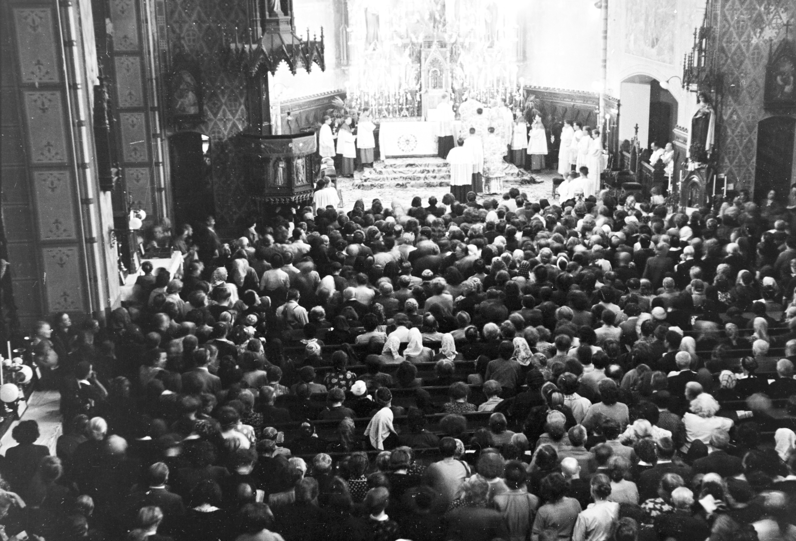 1955, Hámori Gyula, pulpit, church interior, devotee, ritual, altar, mass, Fortepan #276145