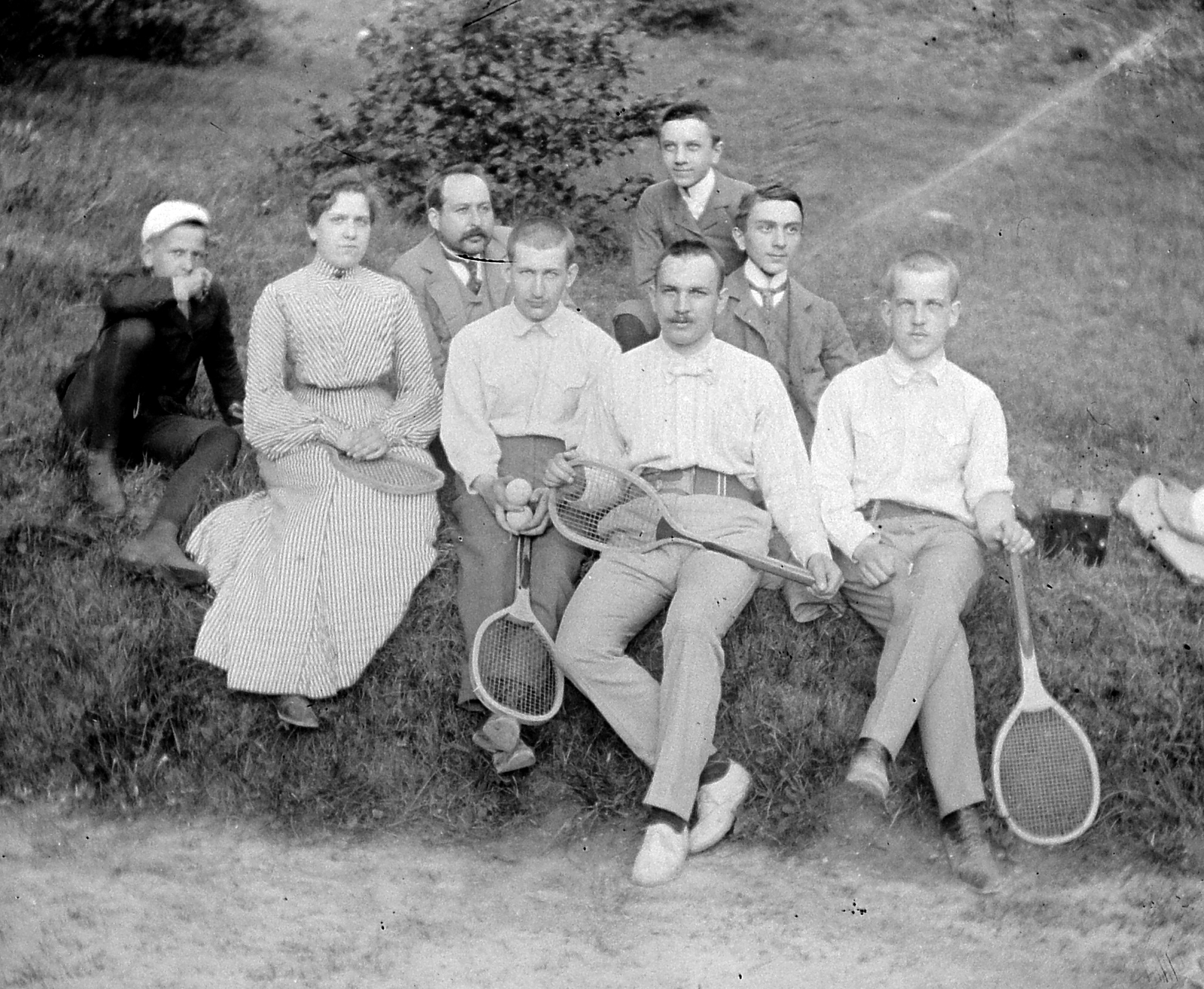 1923, Fortepan, free time, excursion, women, men, summer, tennis, hillside, tennis rackets, Fortepan #2762