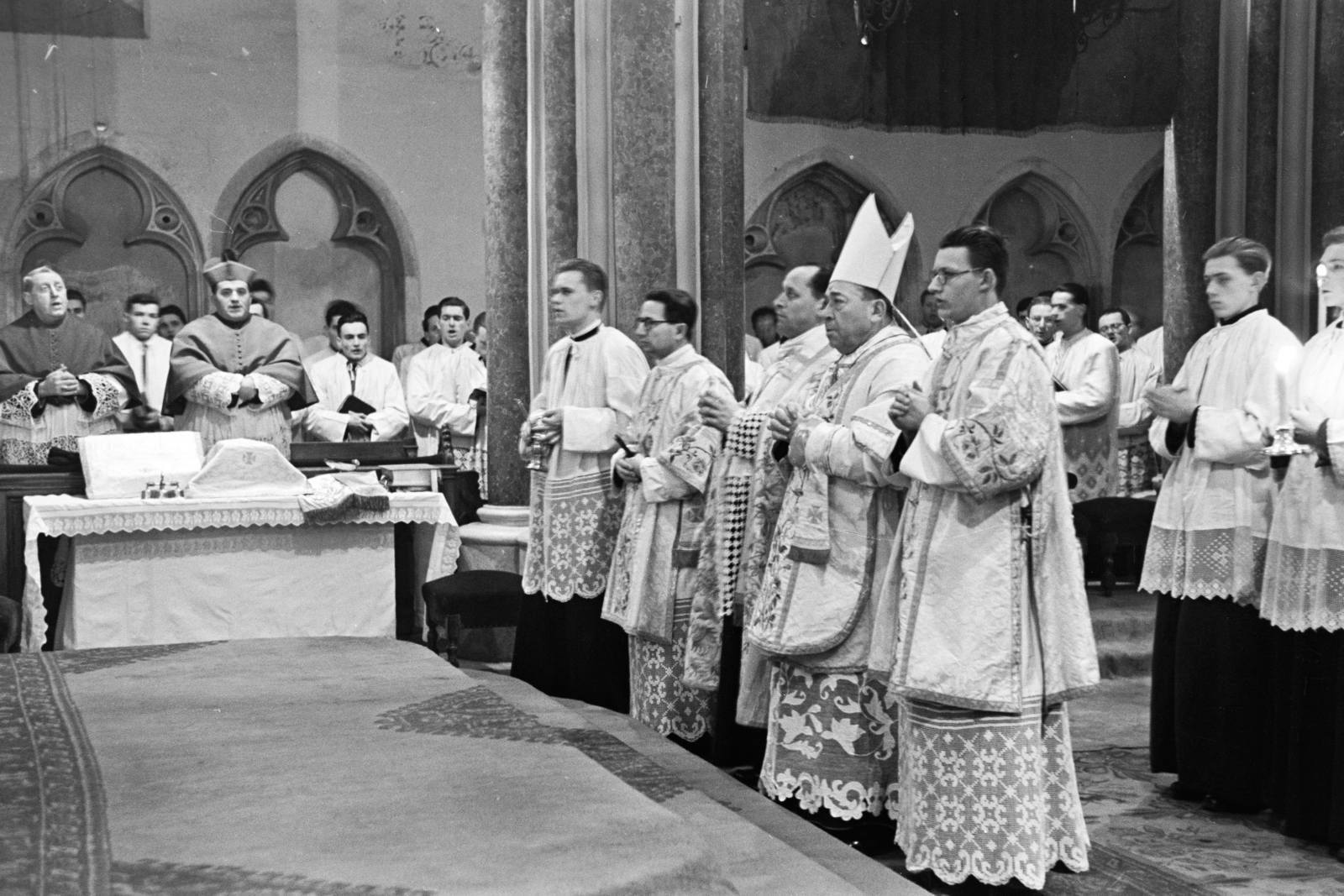 1958, Hámori Gyula, bishop, priest, Fortepan #276217