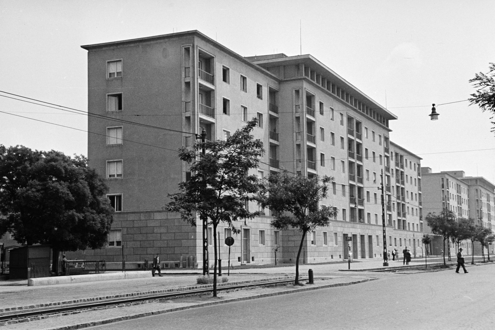 Magyarország, Budapest X., Üllői út, szemben a 126. számú ház a Somfa köz sarkán., 1960, Hámori Gyula, Budapest, bérház, Fortepan #276324