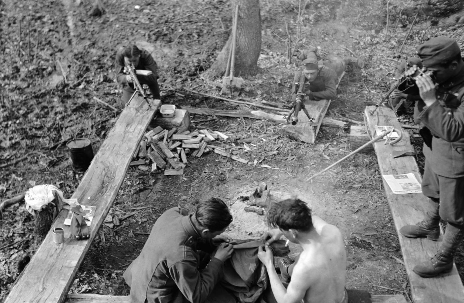1940, Korner Veronika, Solothurn S18-1000, telescope, machine gun, heavy rifle, relaxation, military, jesting, Fortepan #276807
