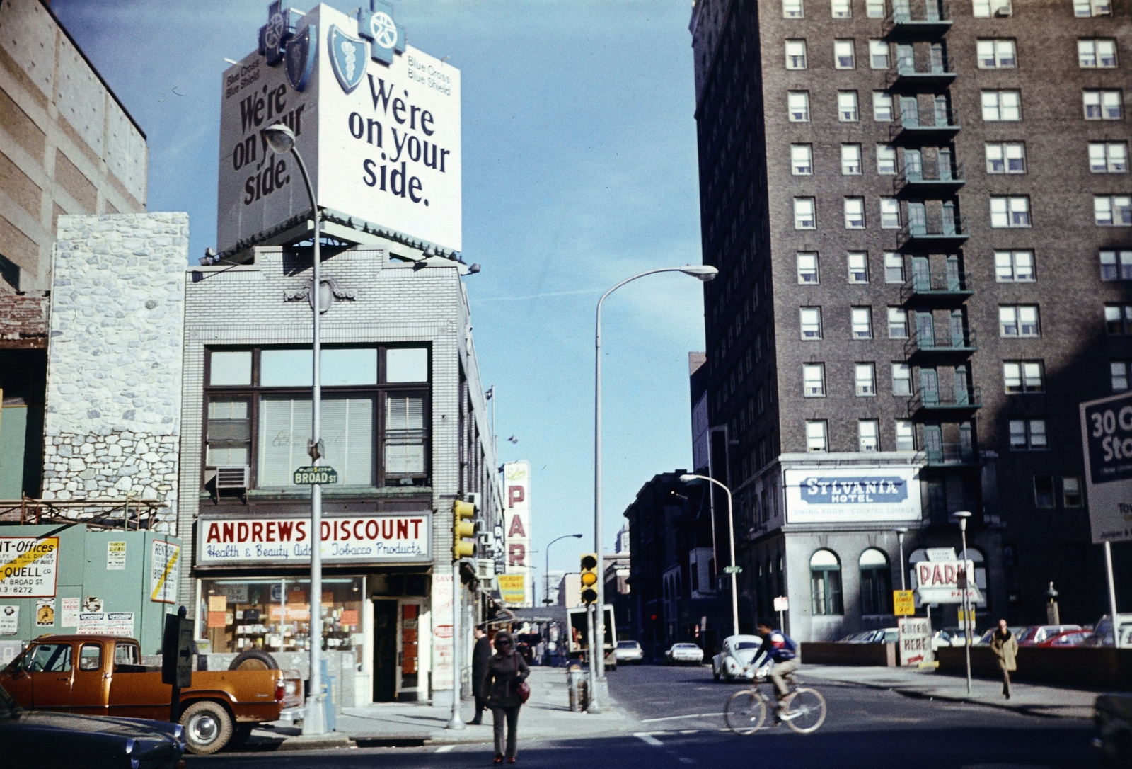 Amerikai Egyesült Államok, Pennsylvania állam, Philadelphia, South Broad Street, szemben a Locust street., 1977, Monoki Miklós, kerékpár, Fortepan #276919
