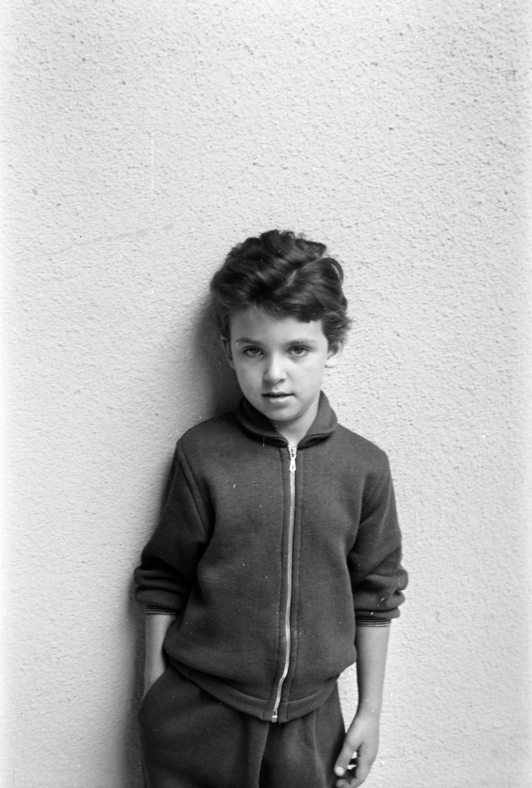 1964, Obetkó Miklós, boy, workout clothes, hands in pockets, Fortepan #277080