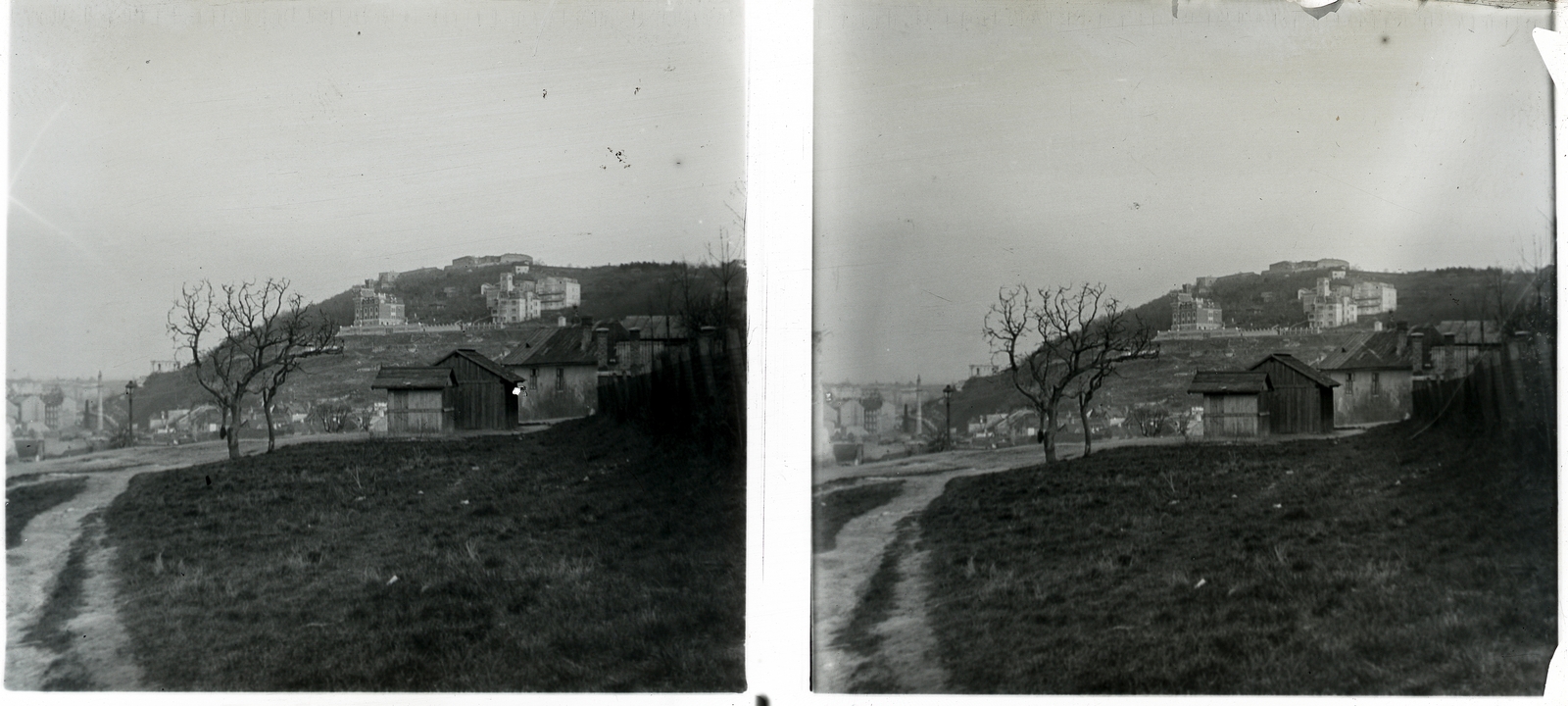 Magyarország, Naphegy, Budapest I., látkép a Tabánnal és a Gellértheggyel a Czakó utca felől, előtérben a Kör utca épületei., 1914, Schoch Frigyes, fa, faház, sztereófotó, Budapest, Fortepan #27741