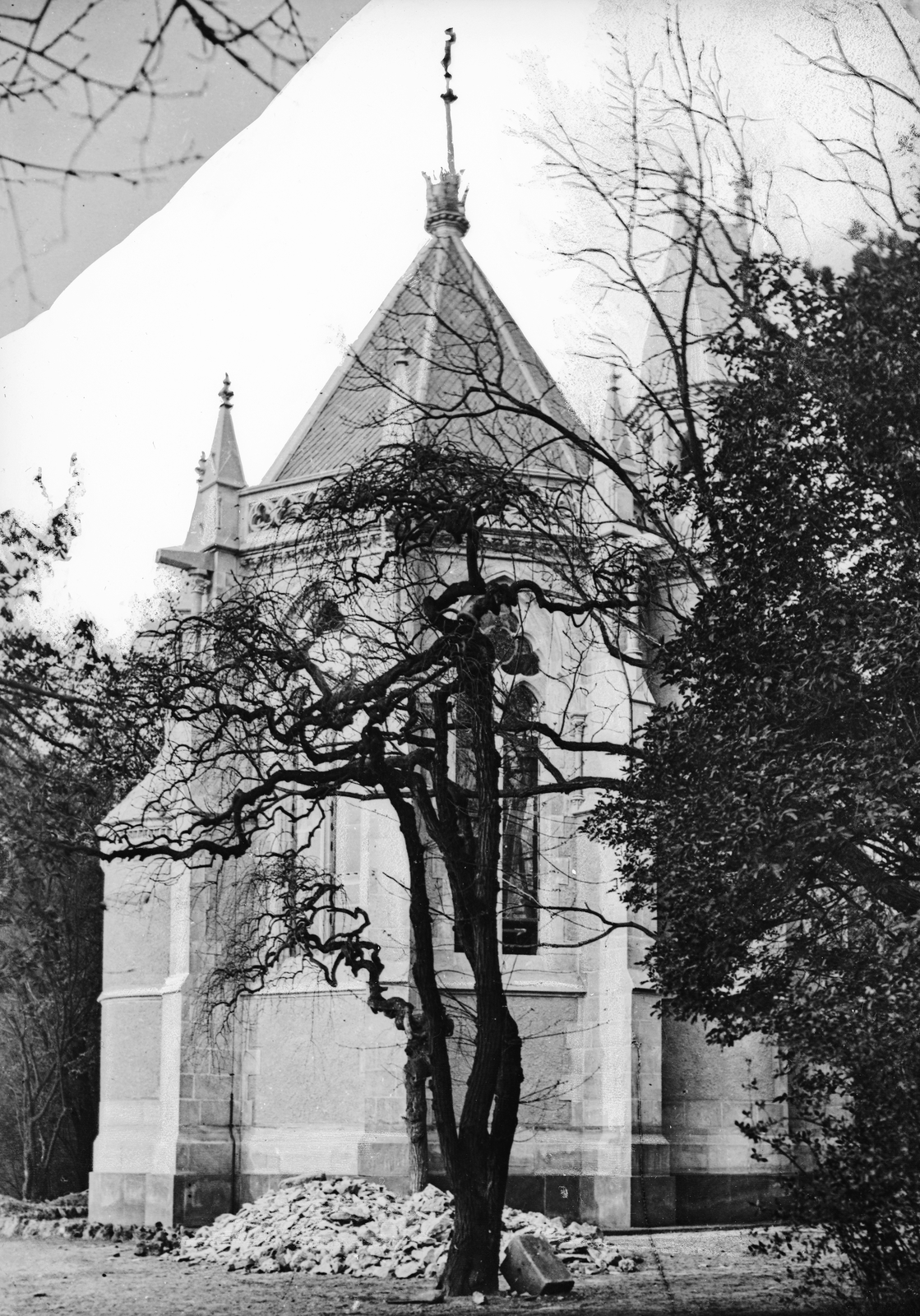 Hungary, Budapest. Kapelle auf der Margareteninsel, 1905, 1905, Deutsche Fotothek / Brück und Sohn, window, pointed arch, chapel, Fortepan #277734