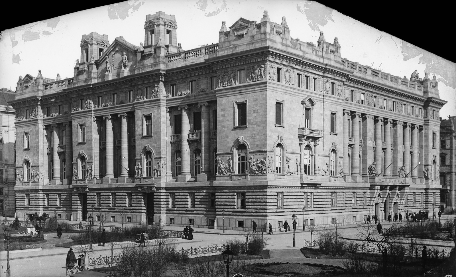 Hungary, Budapest V., Szabadság tér, Osztrák-Magyar Bank (később Magyar Nemzeti Bank)., 1906, Deutsche Fotothek / Brück und Sohn, public building, eclectic architecture, architectural ornament, Ignác Alpár-design, Budapest, Fortepan #277768