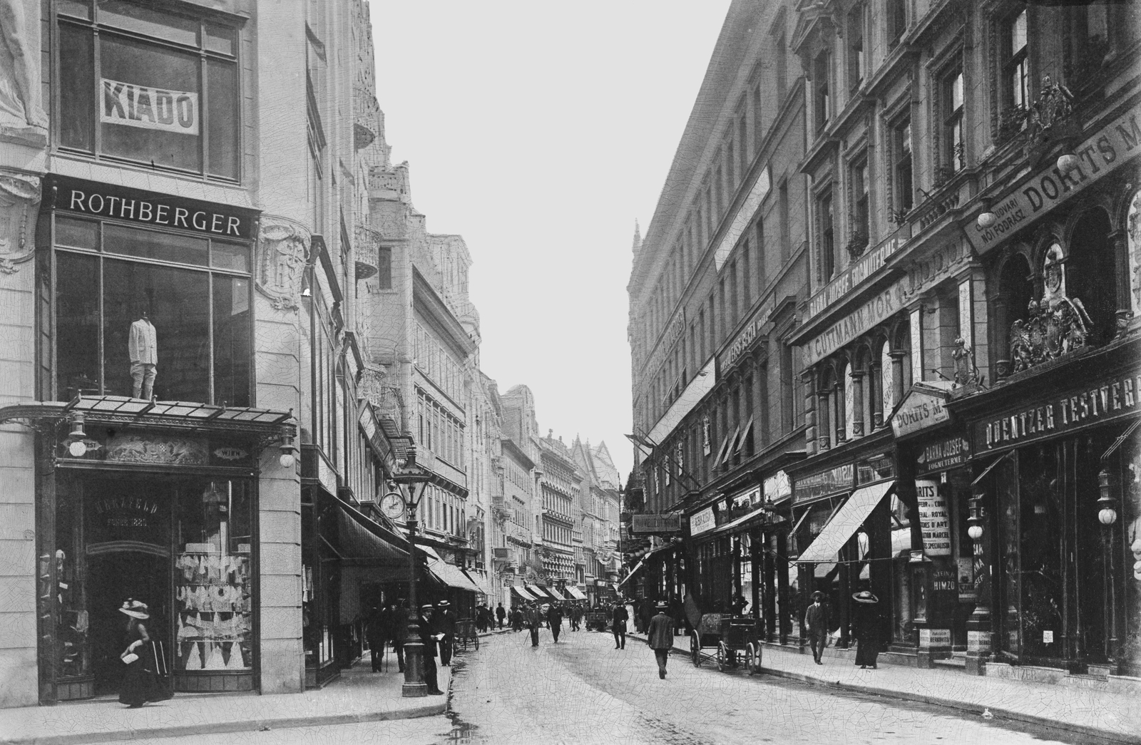 Magyarország, Budapest V., Váci utca, balra a Kristóf tér., 1911, Deutsche Fotothek / Brück und Sohn, Budapest, tricikli, Fortepan #277873