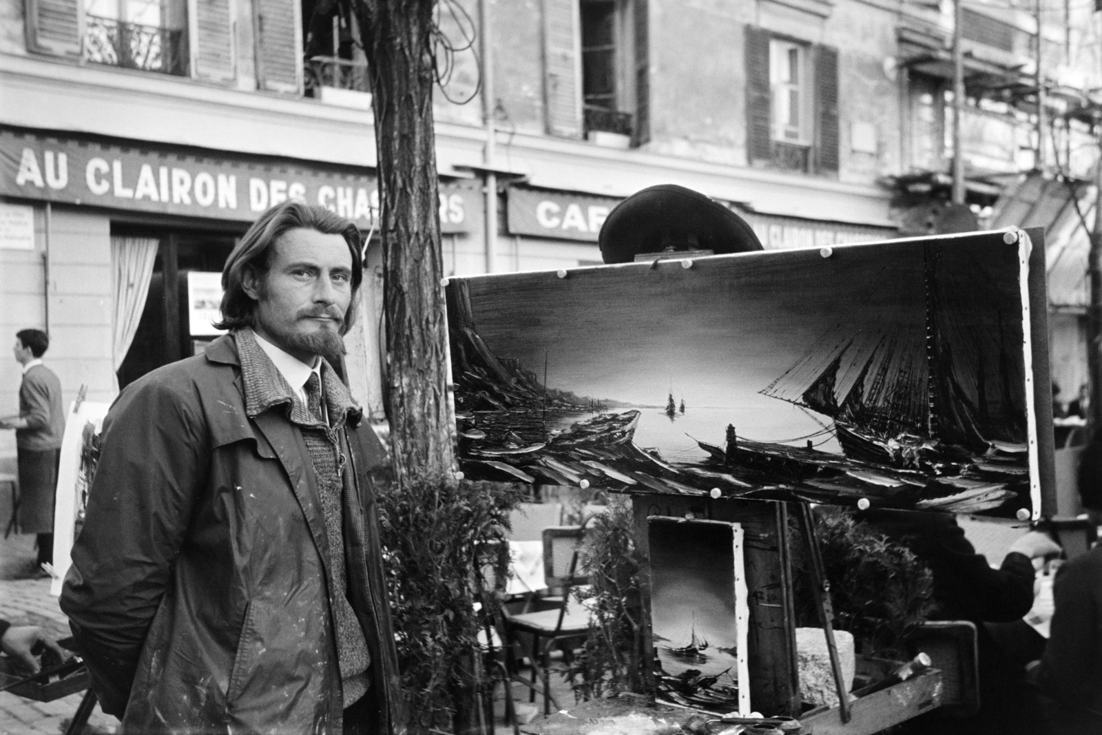France, Paris, Montmartre, a Place du Tertre, háttérben balra az Au Clairon des Chasseurs étterem és kávéház., 1964, Artfókusz, painter, painting, Fortepan #278060