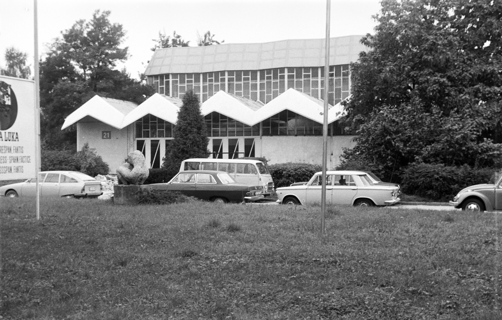 Horvátország, Zágráb, a Zágrábi Nemzetközi Vásár területe, a régi olasz (később lengyel) pavilon., 1970, Artfókusz, Fábián József, Jugoszlávia, Fortepan #278094