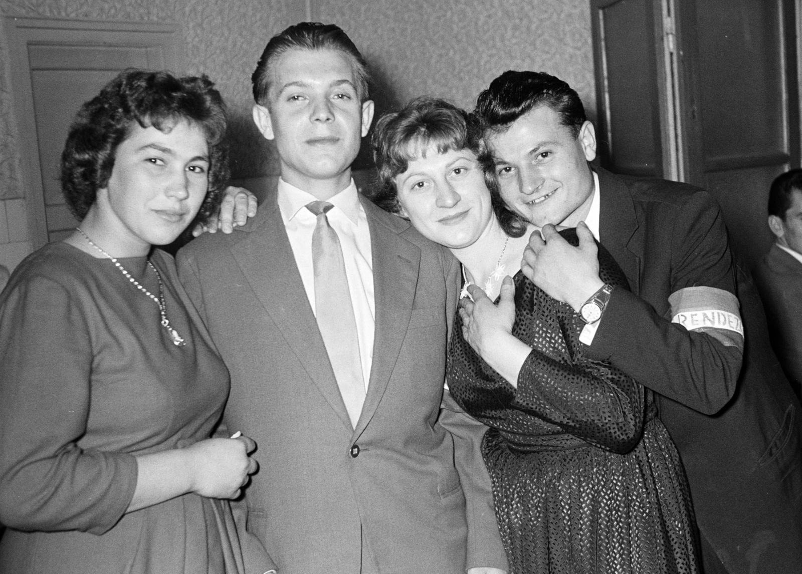 1958, Artfókusz, suit, women, men, tableau, watch jewelry store, hairdo, armband, Fortepan #278263
