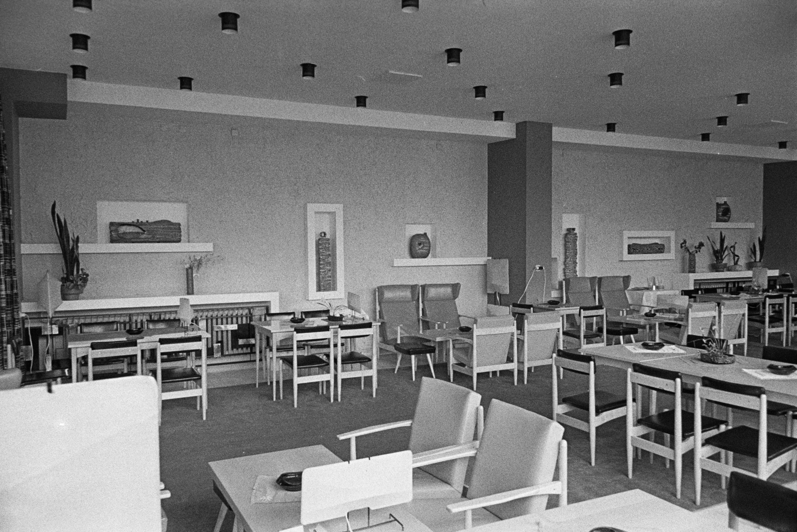 Szlovákia, Magas-Tátra, Magastátra, Felsőtátrafüred üdülőhely (ekkor Ótátrafüred, később Magastátra város része). Hotel Sport., 1962, Artfókusz, Fábián József, Csehszlovákia, Fortepan #278400