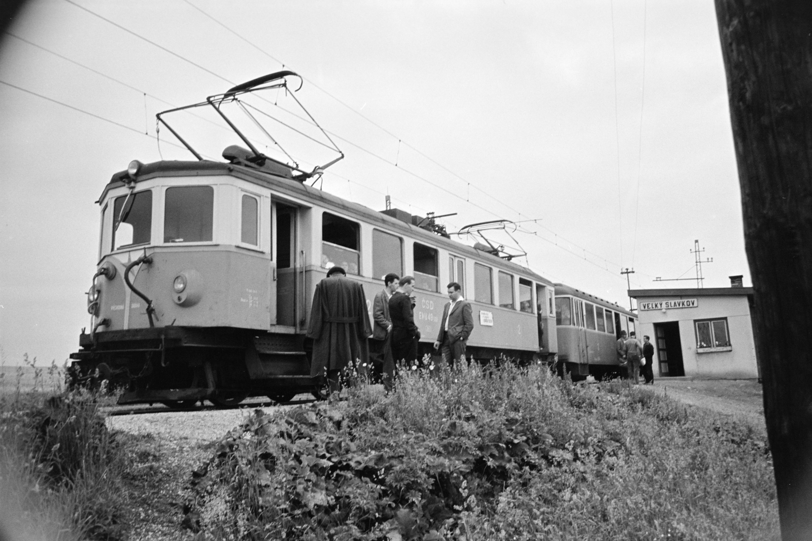 Slovakia, High Tatras, Veľký Slavkov, a Tátrai Villamos Vasút (TEŽ) állomása., 1963, Artfókusz, commuter train, Czechoslovakia, Fortepan #278433