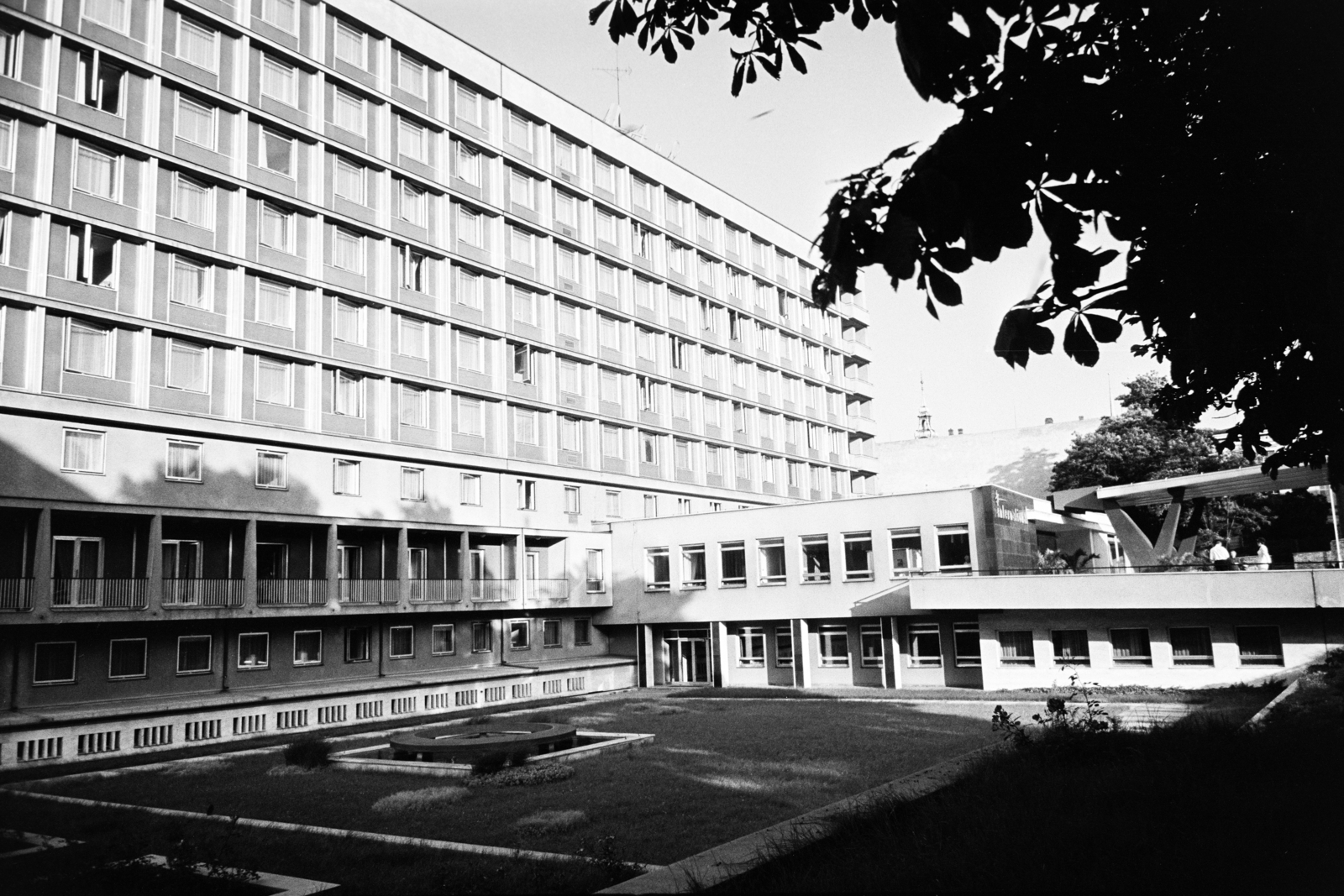 Csehország, Brno, Hotel International Brno., 1963, Artfókusz, Fábián József, Csehszlovákia, Fortepan #278436