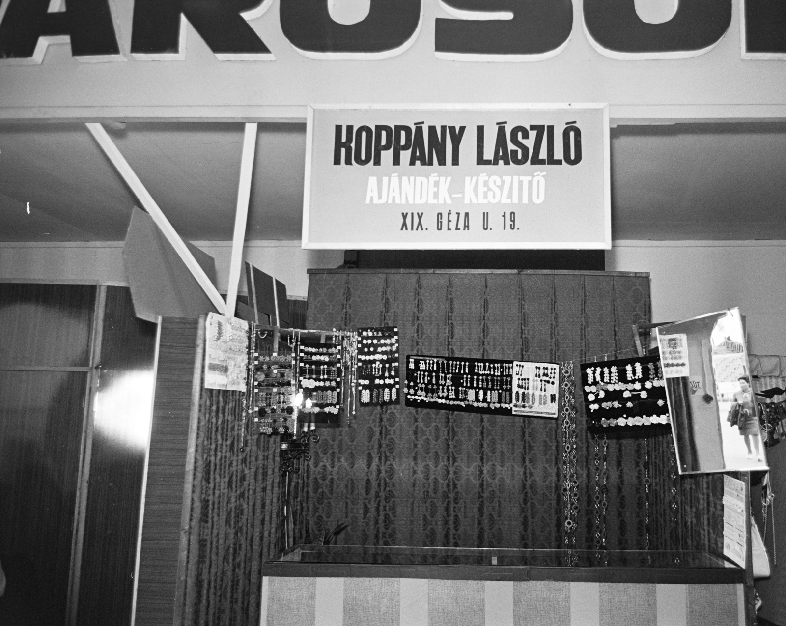 Magyarország, Városliget,Budapesti Nemzetközi Vásár, Budapest XIV., részlet a kisiparos pavilonból., 1968, Artfókusz, Fábián József, kisiparos, Budapest, Fortepan #278659