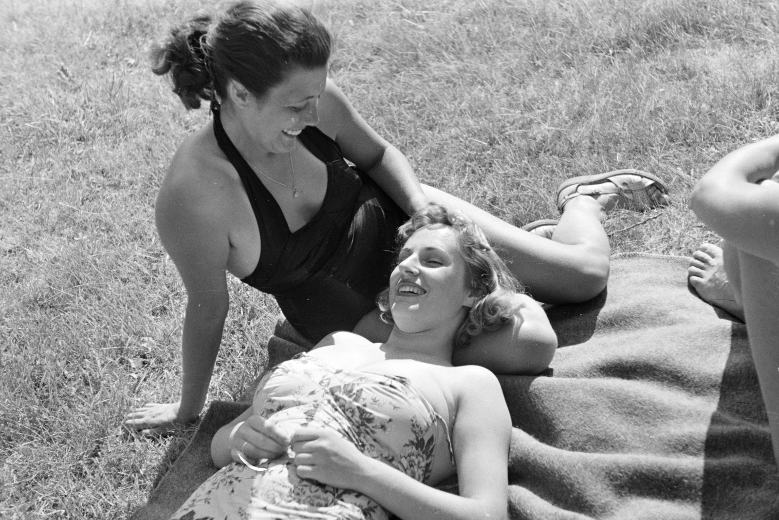 1958, Artfókusz, sunbathe, women, bathing suit, Fortepan #278781