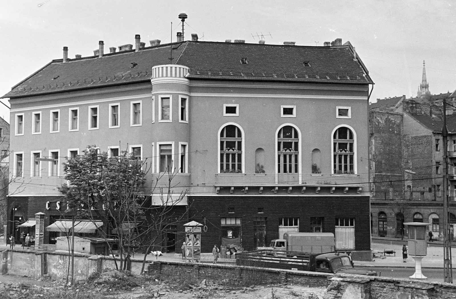 Hungary, Budapest I., szemben a Krisztina tér 1-es számú ház, jobbra az Alagút utca., 1964, Artfókusz, Budapest, Fortepan #279259