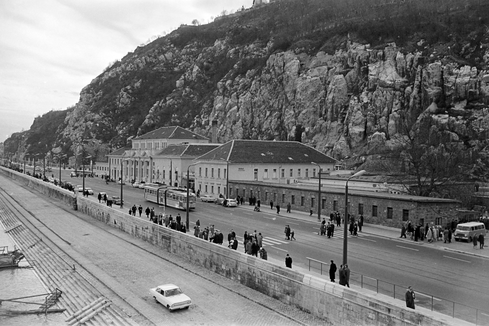 Magyarország, Budapest I., Szent Gellért rakpart, Rudas fürdő., 1964, Artfókusz, Fábián József, Budapest, Fortepan #279339