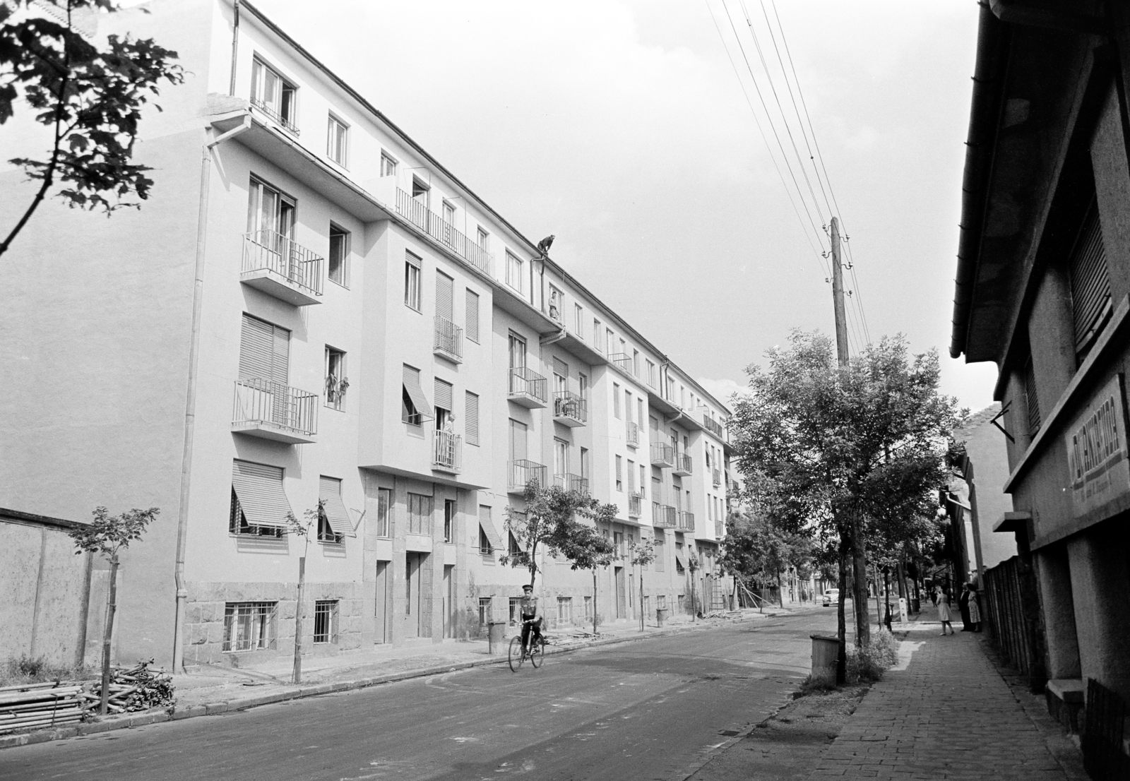 Magyarország, Budapest X., Gergely utca, szemben a felújított 50., 52., 54. számú házak., 1966, Artfókusz, Fábián József, Budapest, Fortepan #279366