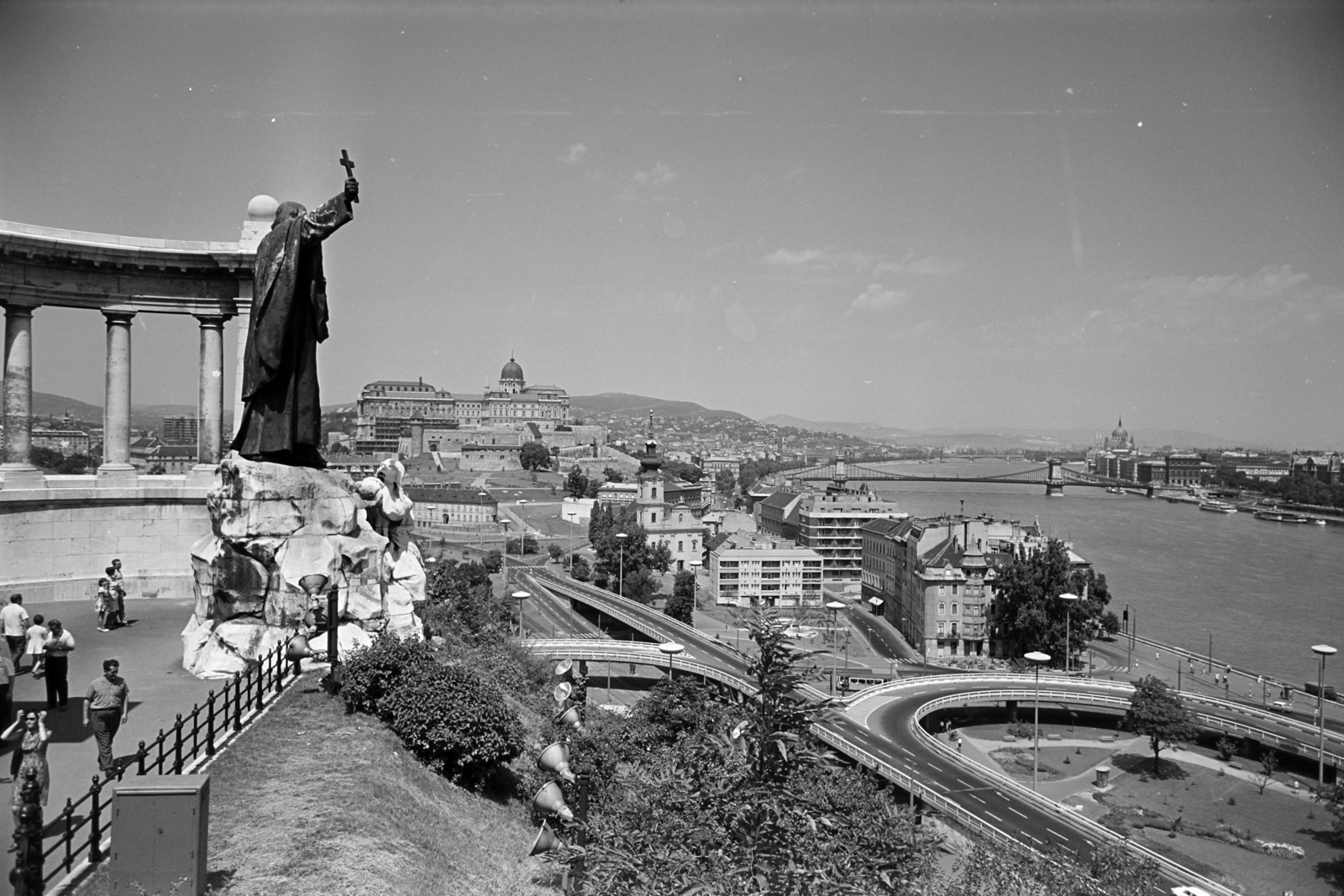 Magyarország, Tabán, Budapest I., kilátás a Gellérthegyről a Döbrentei tér felé., 1966, Artfókusz, Fábián József, Budapest, Fortepan #279532