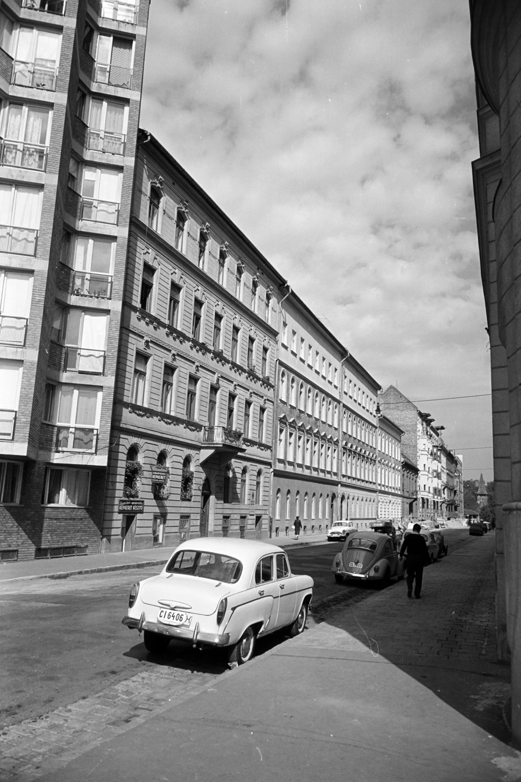 Hungary, Budapest XII., Hajnóczy József utca a Krisztina körúttól a Csaba utca felé nézve., 1968, Artfókusz, Volkswagen Beetle, number plate, Budapest, Fortepan #279567