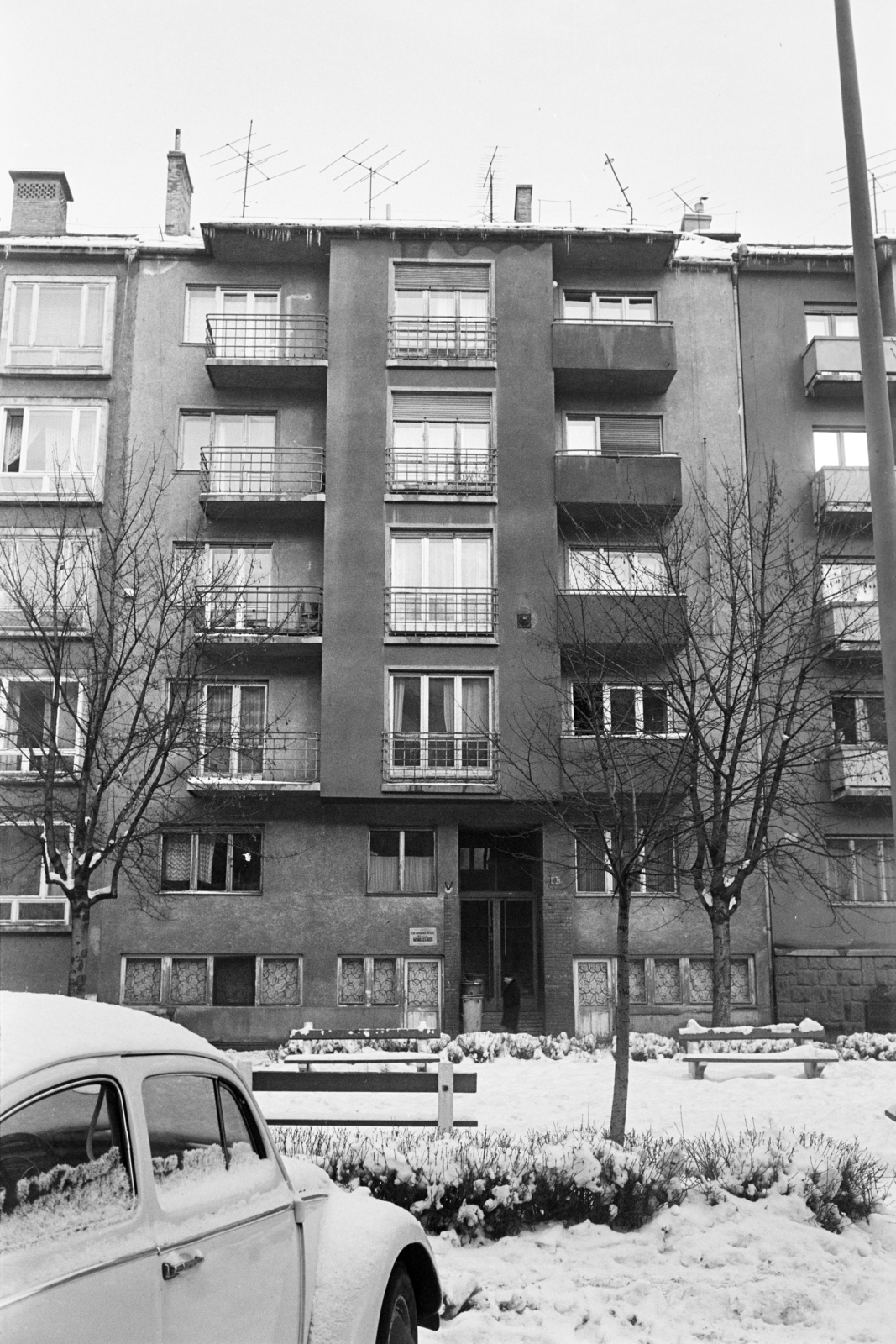 Hungary, Budapest III., Szépvölgyi út, szemben a 3/a számú ház., 1970, Artfókusz, Budapest, Fortepan #279591