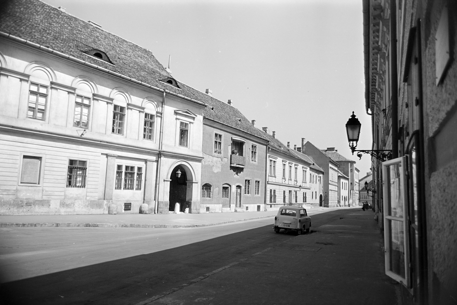 Hungary, Budapest I., Úri utca szemben a 19-es számú ház alatti átjáró a Balta köznél., 1967, Artfókusz, Budapest, Fortepan #279649