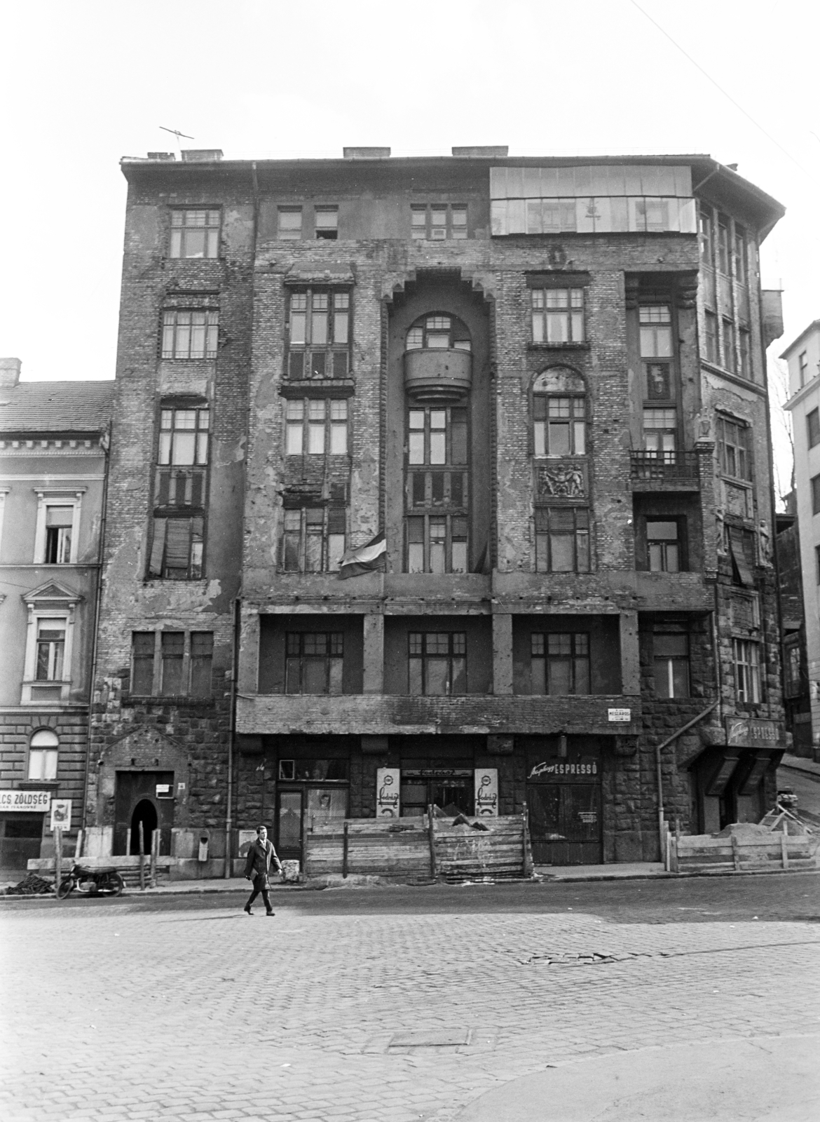 Magyarország, Budapest I., Mészáros utca, szemben a 10. számú ház, jobbra az Ág utca., 1963, Artfókusz, Fábián József, Budapest, Fortepan #279661