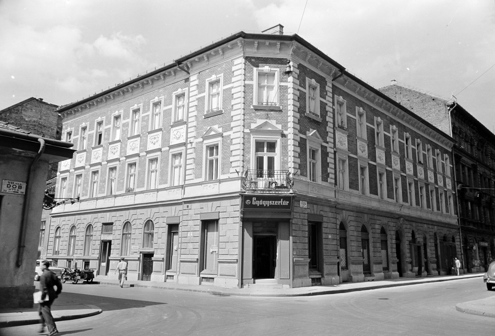 Magyarország, Budapest VII., Dob utca - Csengery utca kereszteződés., 1968, Artfókusz, Fábián József, Budapest, Fortepan #279825