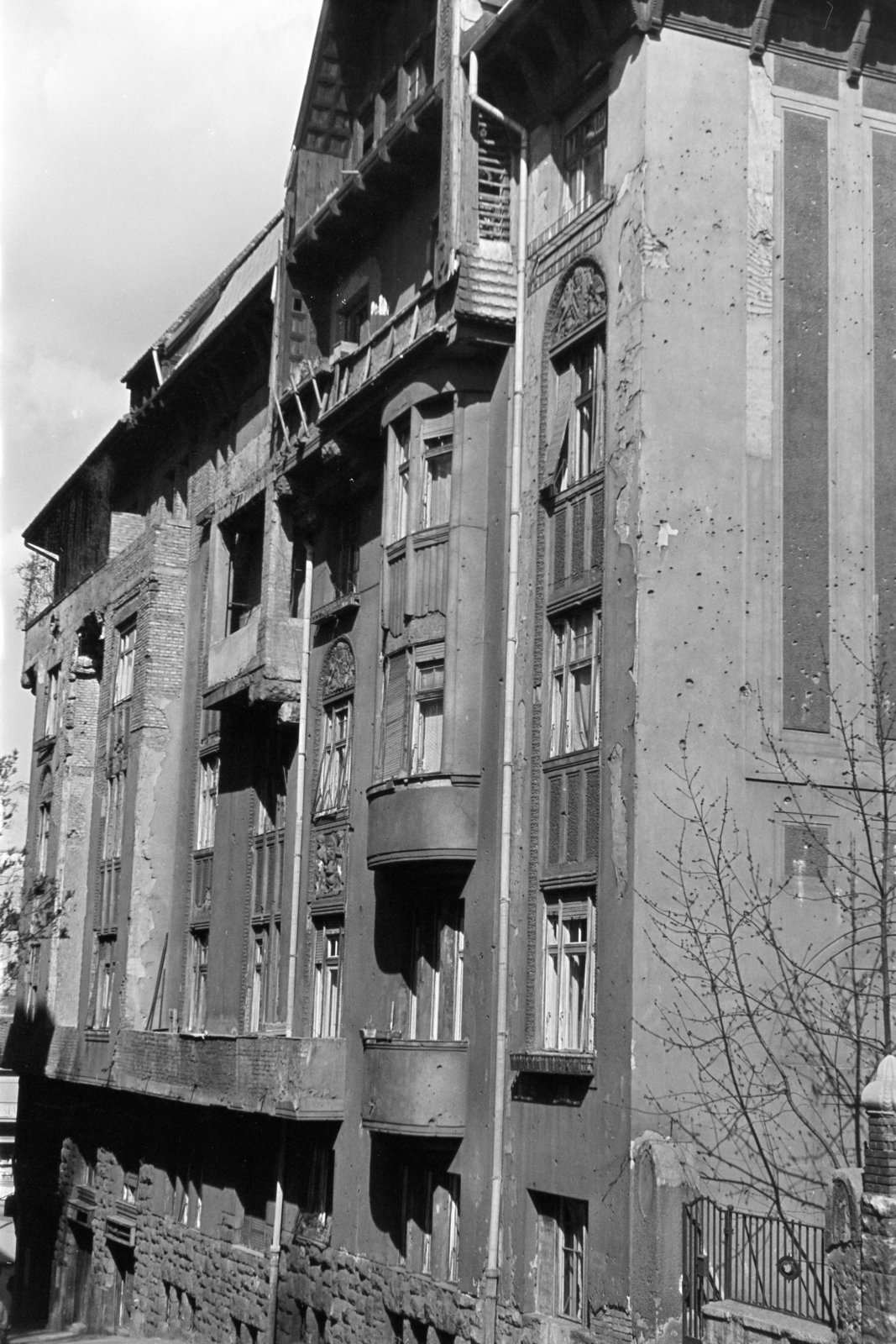 Magyarország, Budapest I., Mészáros utca a 10. számú ház Ág utcai felőli homlokzata., 1960, Artfókusz, Fábián József, Budapest, Fortepan #279887