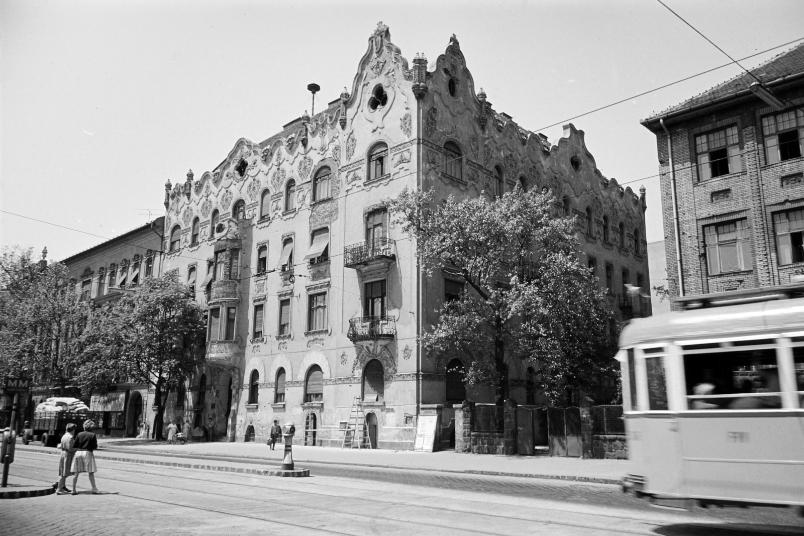 Magyarország, Budapest XIV., Thököly út, szemben a 46-os számú épület a Szenes-ház (ifj. Nagy István, 1905-1906)., 1964, Artfókusz, Fábián József, Budapest, Fortepan #279949