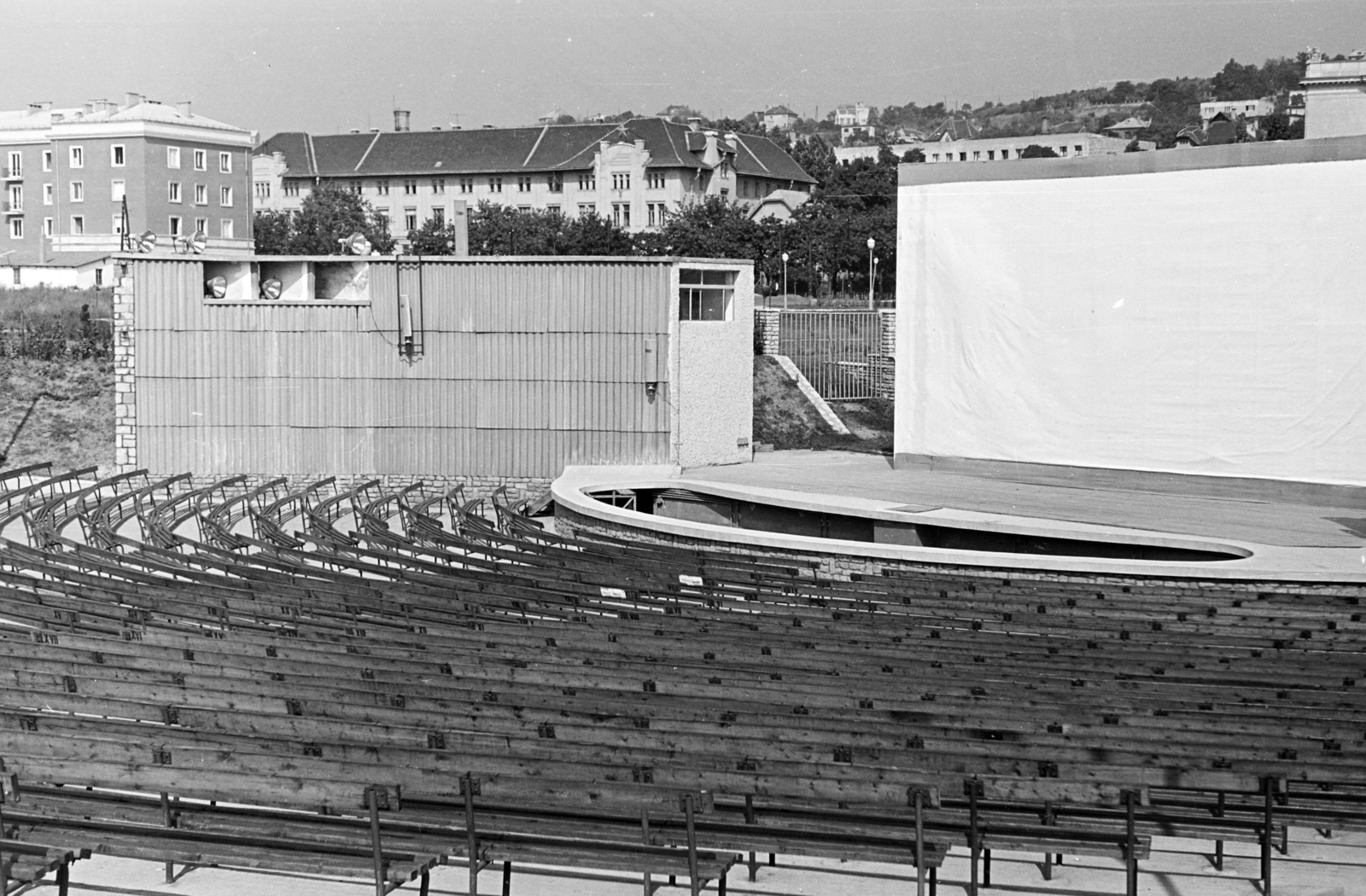 Magyarország, Budapest XI., a Bartók Színpad (később Budai Parkszínpad) a Feneketlen-tó mellett. A felvétel a nézőtéren készült., 1962, Artfókusz, Fábián József, Budapest, Fortepan #279987
