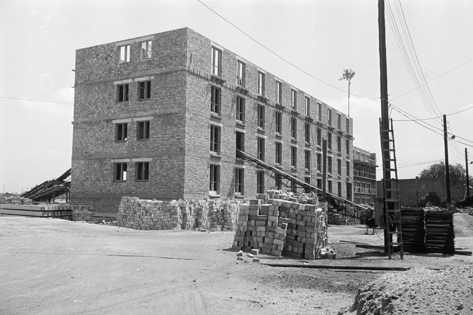 Magyarország, Budapest XIV., Emília utca, a 18/a-b számú ház építkezése., 1960, Artfókusz, Fábián József, Budapest, Fortepan #280046
