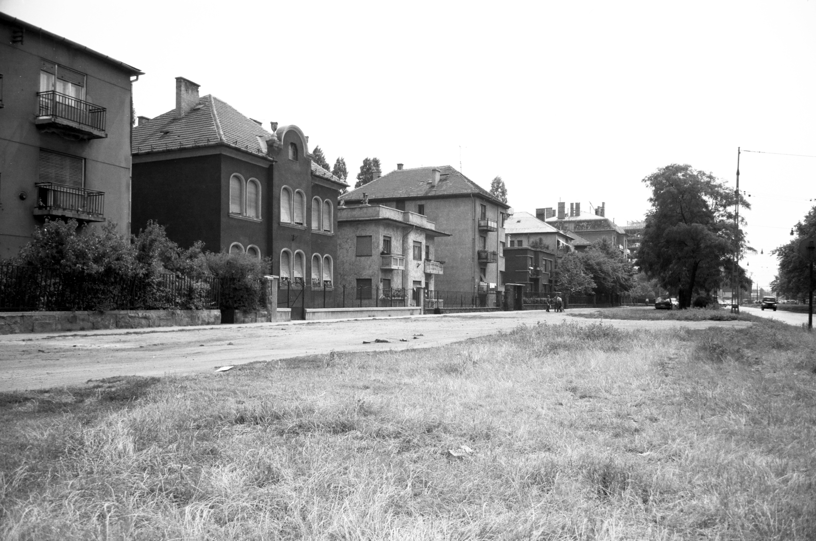 Hungary, Budapest XIV., Hungária körút, balról a második, az íves ablakokkal, a 135. számú ház., 1972, Artfókusz, Budapest, Fortepan #280073