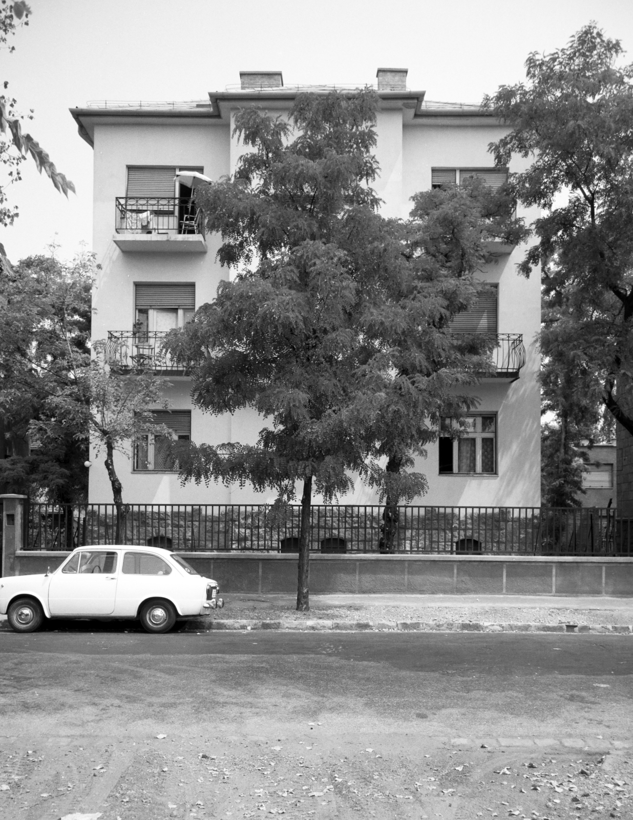 Hungary, Budapest XIV., Amerikai út, szemben a 91-es számú ház., 1972, Artfókusz, Budapest, Fortepan #280079