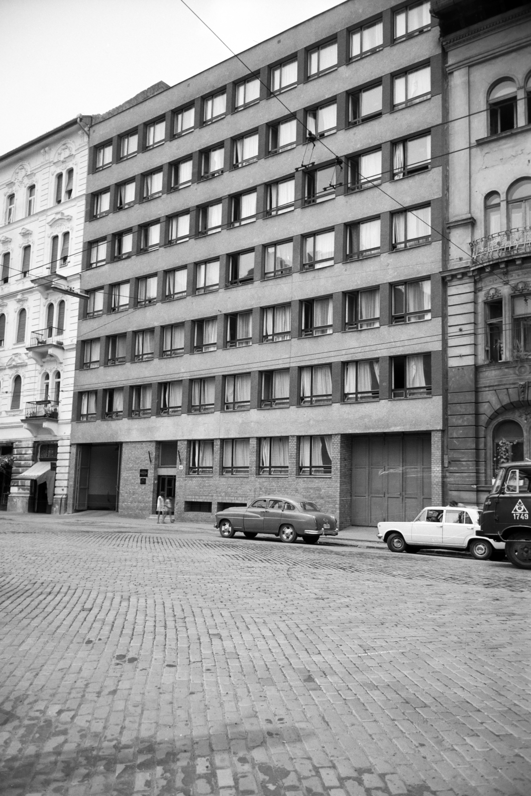 Hungary, Budapest VII., Damjanich utca, szemben középen a 48-as számú ház., 1972, Artfókusz, Budapest, Fortepan #280083
